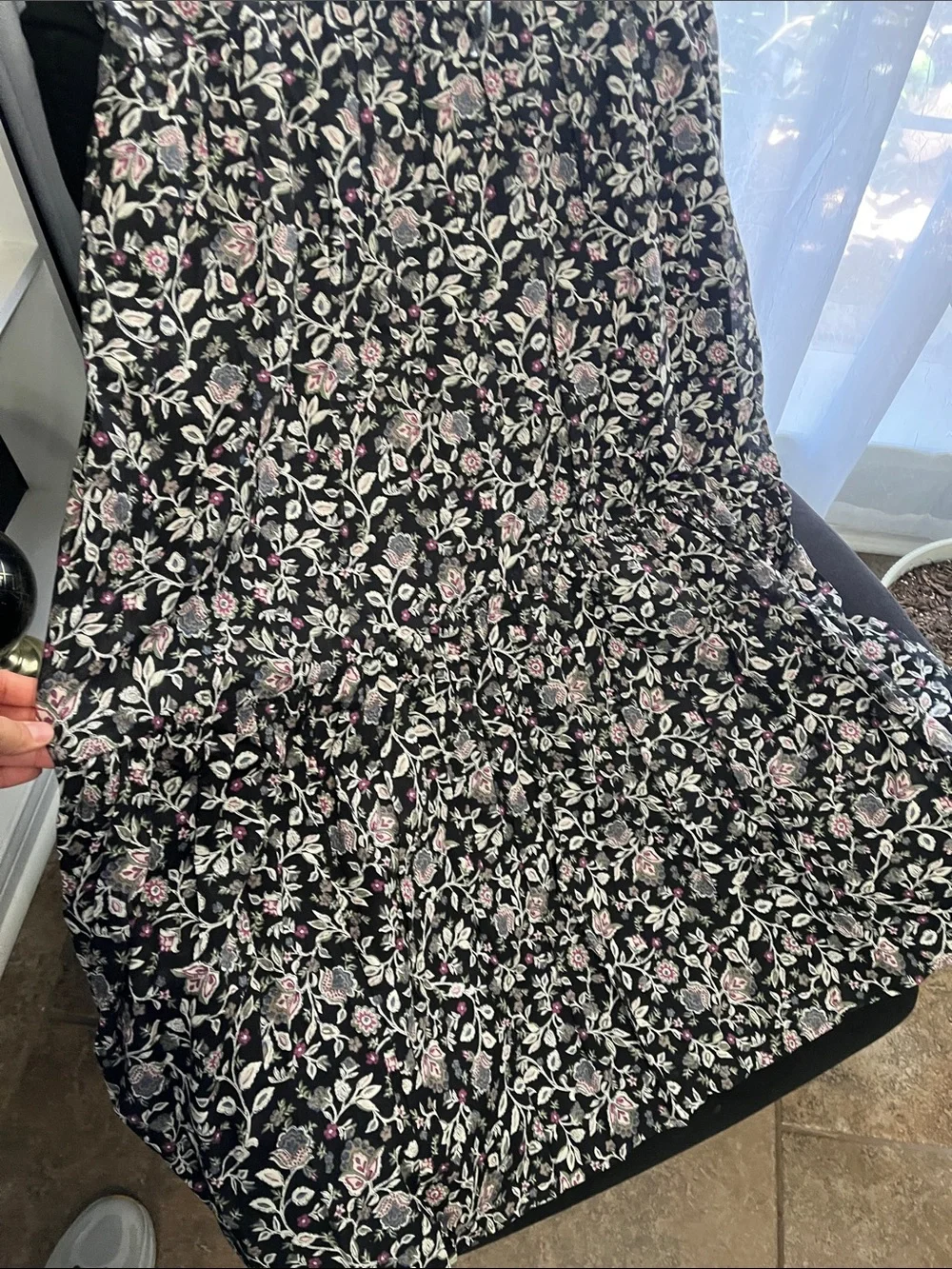 Abercrombie & Fitch Black Floral Spaghetti-Strap Maxi Dress L